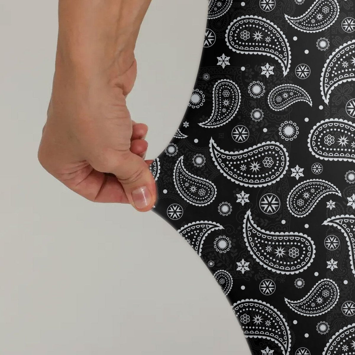 Mystic Paisley Leggings - BattleFitGear