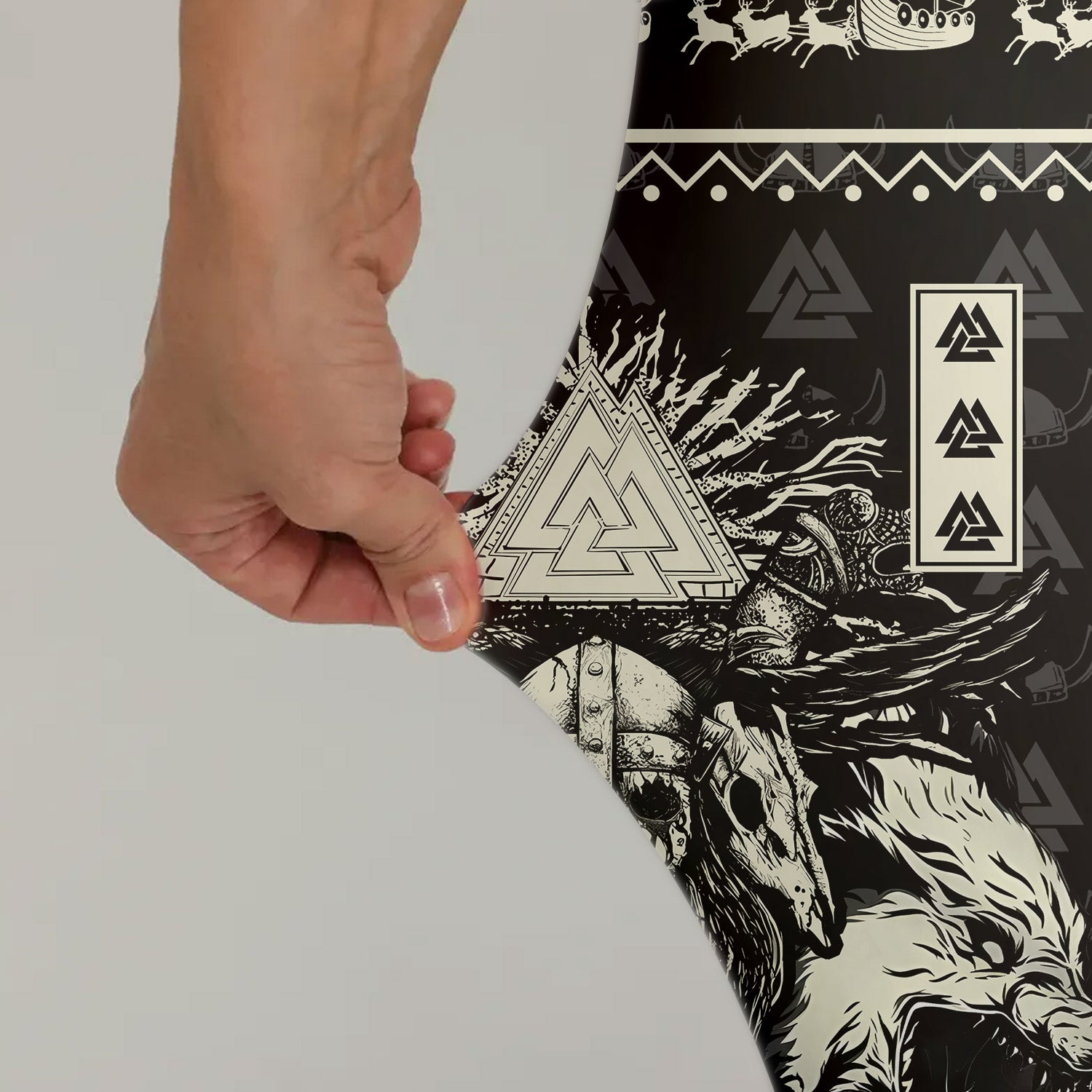 I'm Not An Infidel Leggings